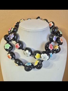 Black Lacquered Kukul Nut Hawaiian Lei Adorned With Handpainted  Hibiscus